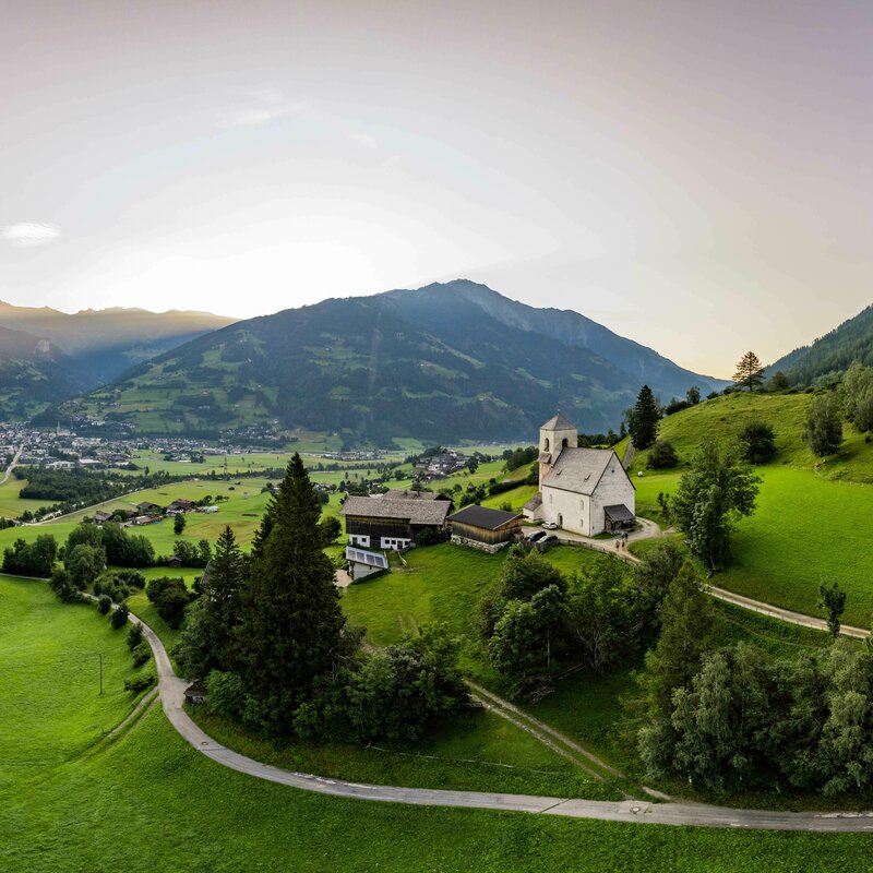 St. Nikolauskirche in Matrei in Osttirol St. Nikolauskirche in Matrei in Osttirol