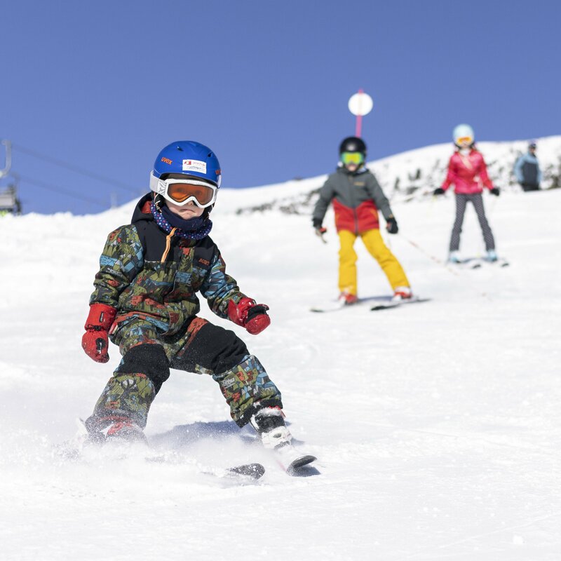 Auch die Kleinen haben Riesenspaß beim Skifahren am Zettersfeld