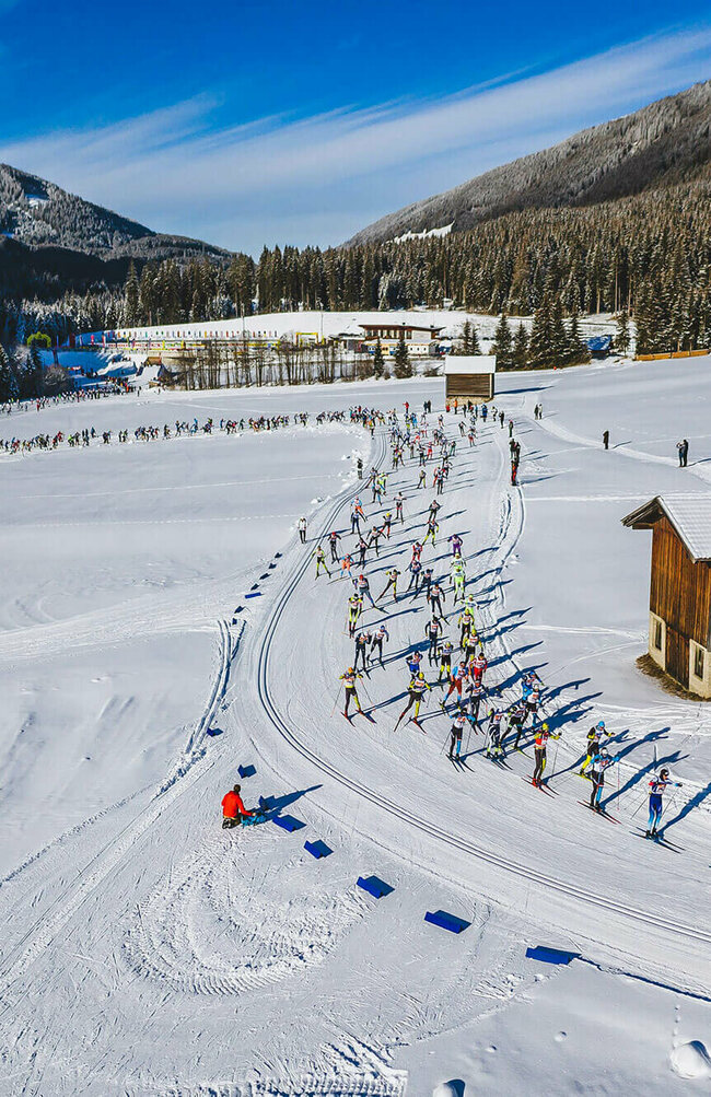 Der Start der Langläufer beim Dolomitenlauf 2019 in Osttirol.