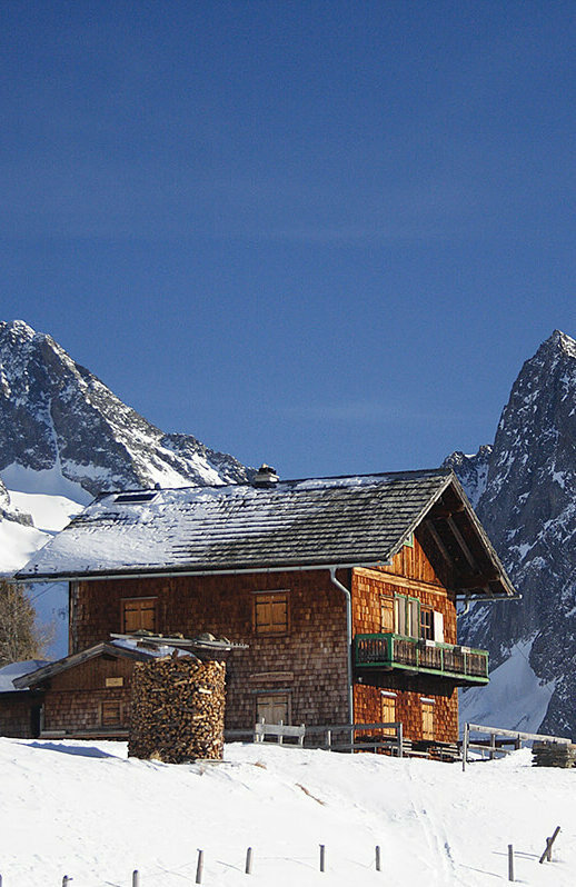 Lesachriegelhütte mit Glödis und Ganot