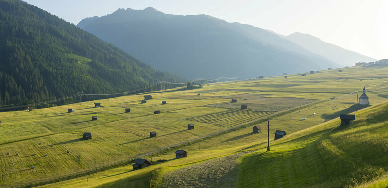 Höfe Trail, Felder und Schupfen in Obertilliach