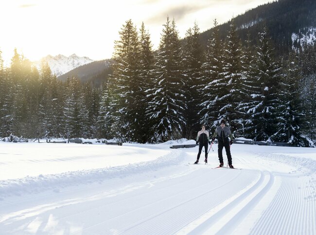 Die Grenzlandloipe führt an Untertilliach entlang der Gail vorbei nach Maria Luggau.