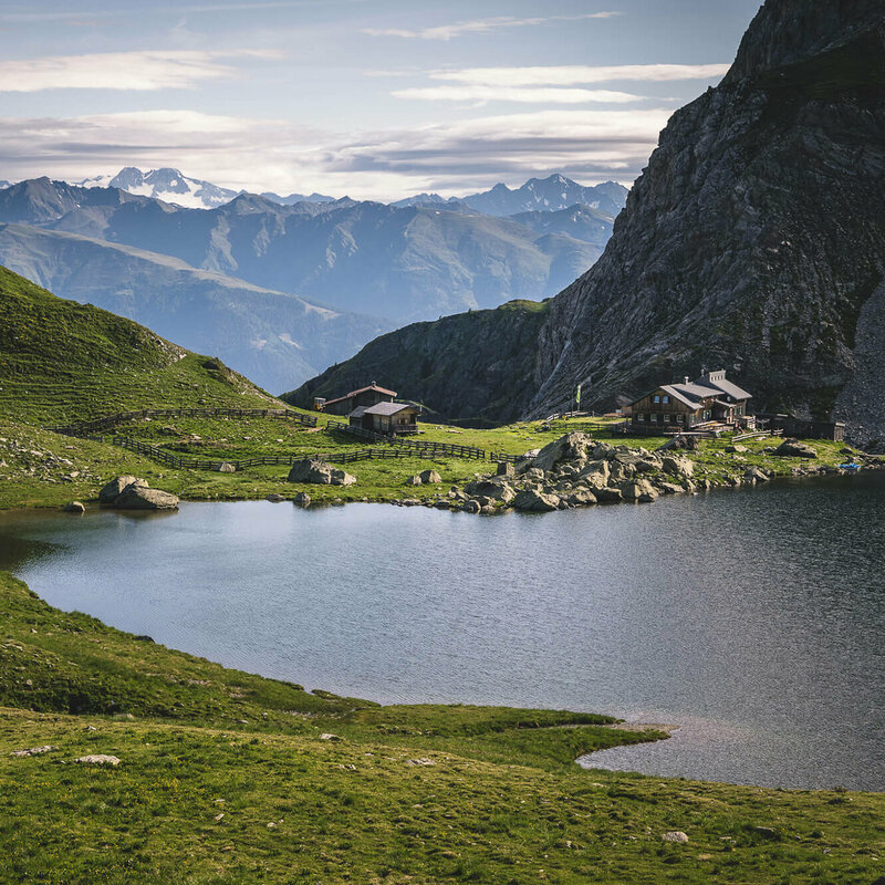 Obstanser See mit Huette