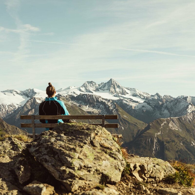 Blick von der Adlerlounge auf den Großglockner