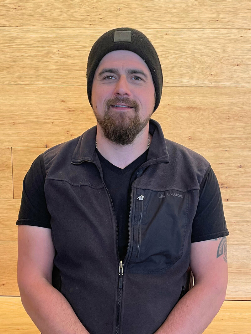 Peter Ausserhofer in schwarzer Fleecejacke.