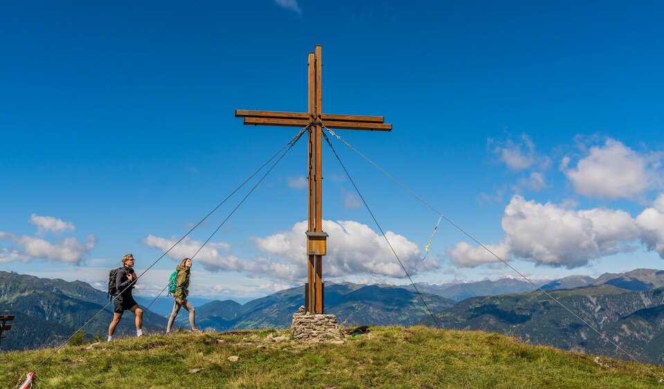Etappe 3 - Dorfberg Gipfelkreuz Etappe 3 - Dorfberg Gipfelkreuz