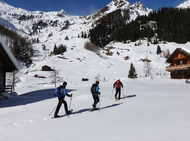 Schneeschuhwandern im Villgratental