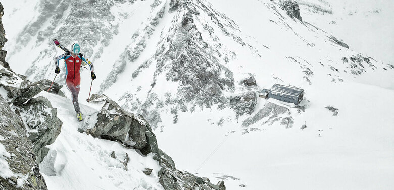 Skitour Grossglockner Stüdlhütte Ein Skitourengeher am Großglockner