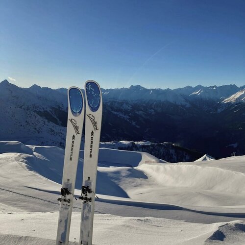 Skitour, Doppelzimmer Kino ohne Balkon R4 HP