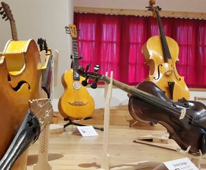 Führung im Johann Lexer Geigenbaumuseum