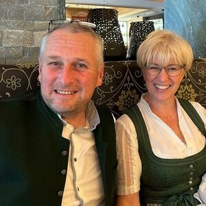 Alfred-und-Ingrid-Tscharnidling.jpg