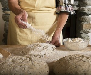 Brotbacken beim Wanderniki
