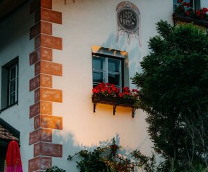 Strasserwirt - Ansitz zu Tirol