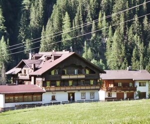 Pension IN DER MAUER