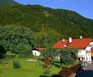 Spiele- & Buchhotel Tschitscher