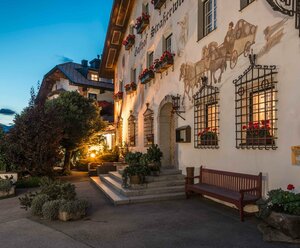 Strasserwirt - Ansitz zu Tirol