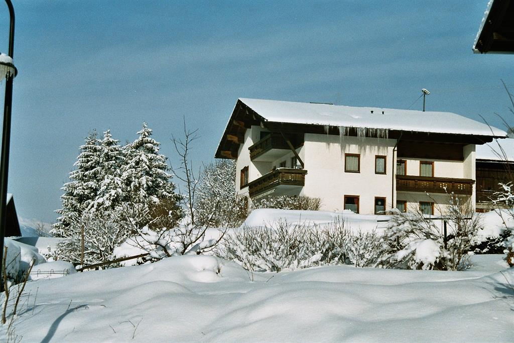 Winterurlaub-im-Gaestehaus-Steinerhof.jpg